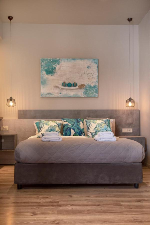 Wisdom Residence Luxury Apartments At Plaka Aten Exteriör bild