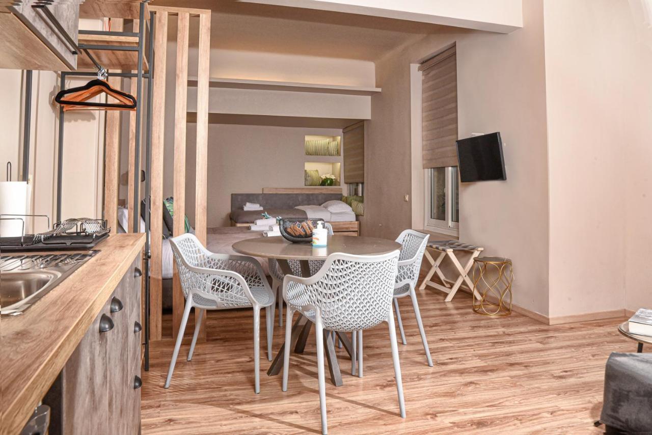 Wisdom Residence Luxury Apartments At Plaka Aten Exteriör bild