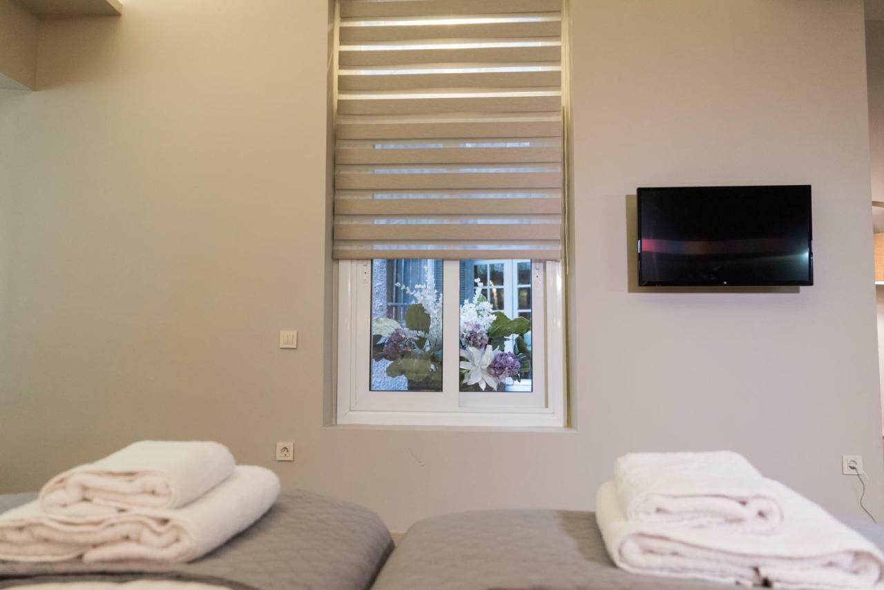 Wisdom Residence Luxury Apartments At Plaka Aten Exteriör bild