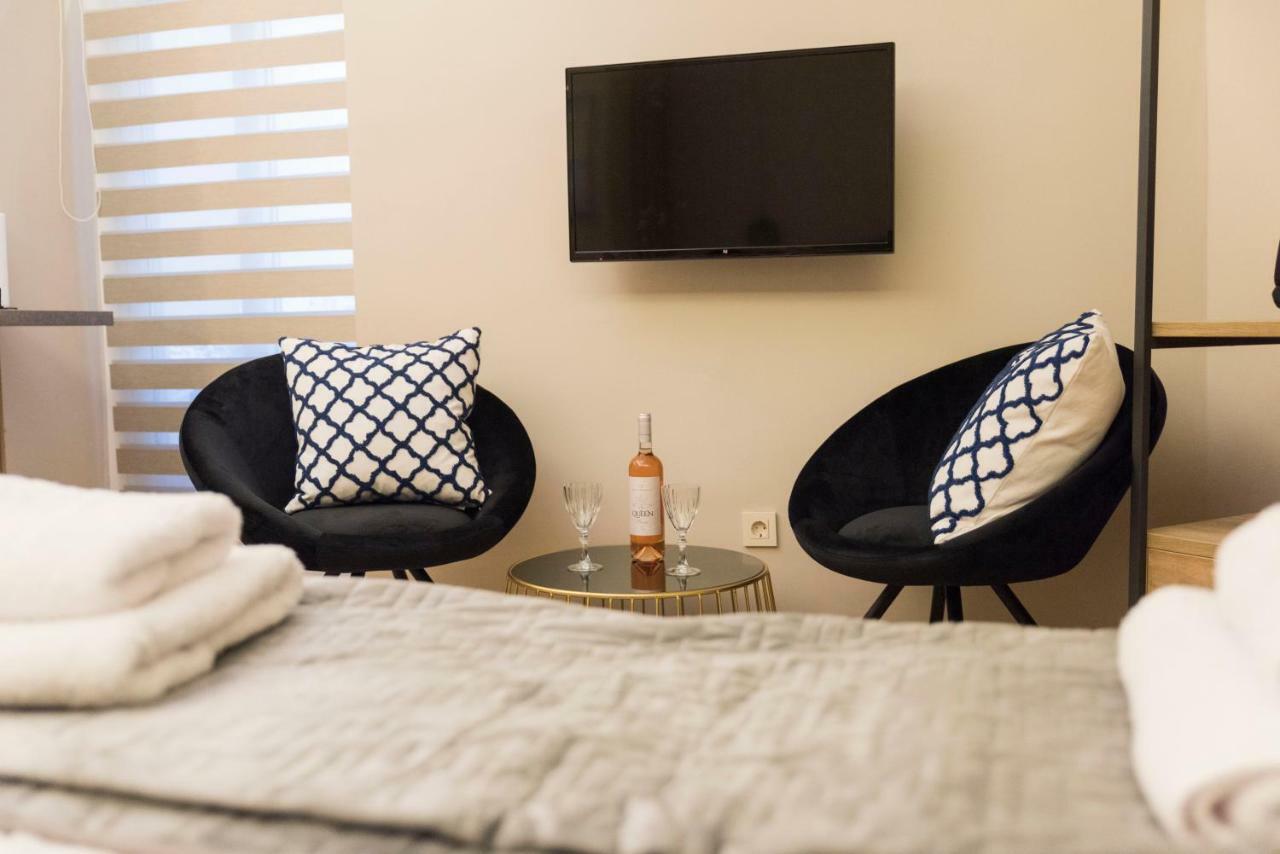 Wisdom Residence Luxury Apartments At Plaka Aten Exteriör bild