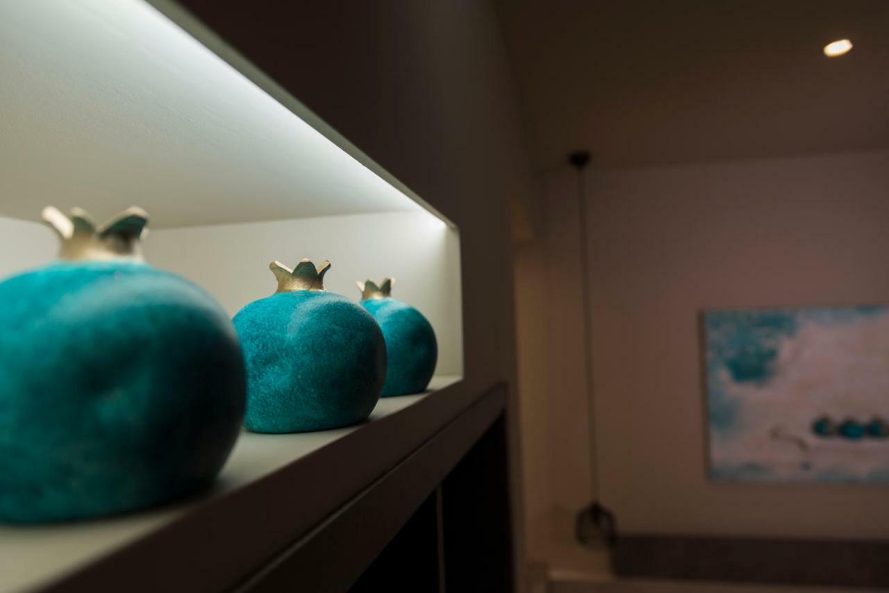 Wisdom Residence Luxury Apartments At Plaka Aten Exteriör bild