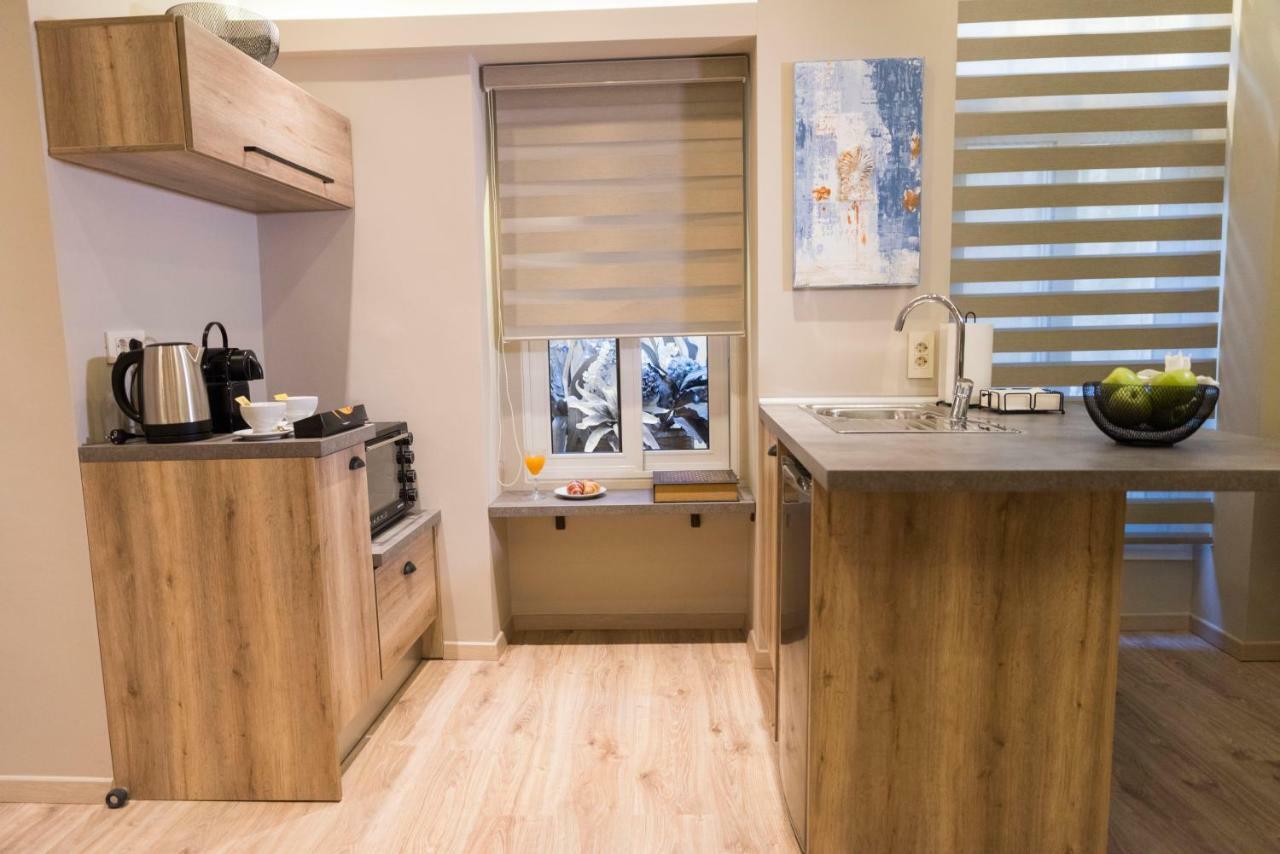 Wisdom Residence Luxury Apartments At Plaka Aten Exteriör bild